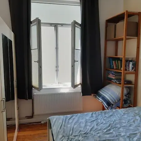 Gemuetliche Mit Geteiltem Essbereich Am Rande Des Bremer Viertel Lägenhet Bremen